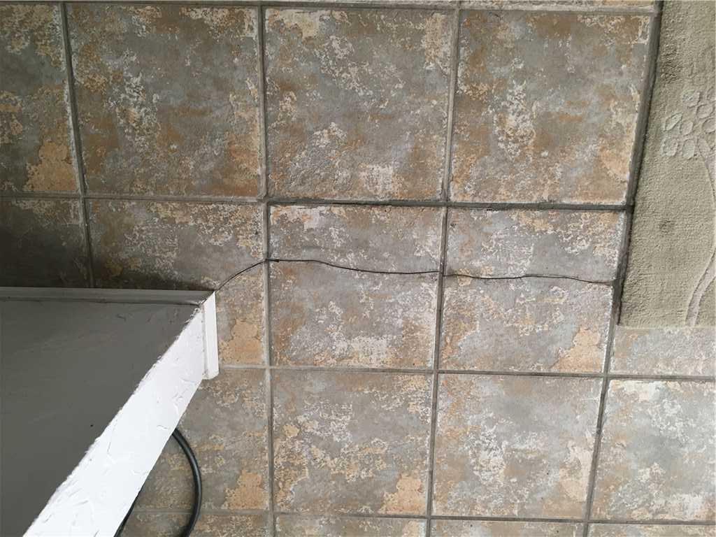 Foundation Repair Symptoms of Severe Foundation Settlement in Vista