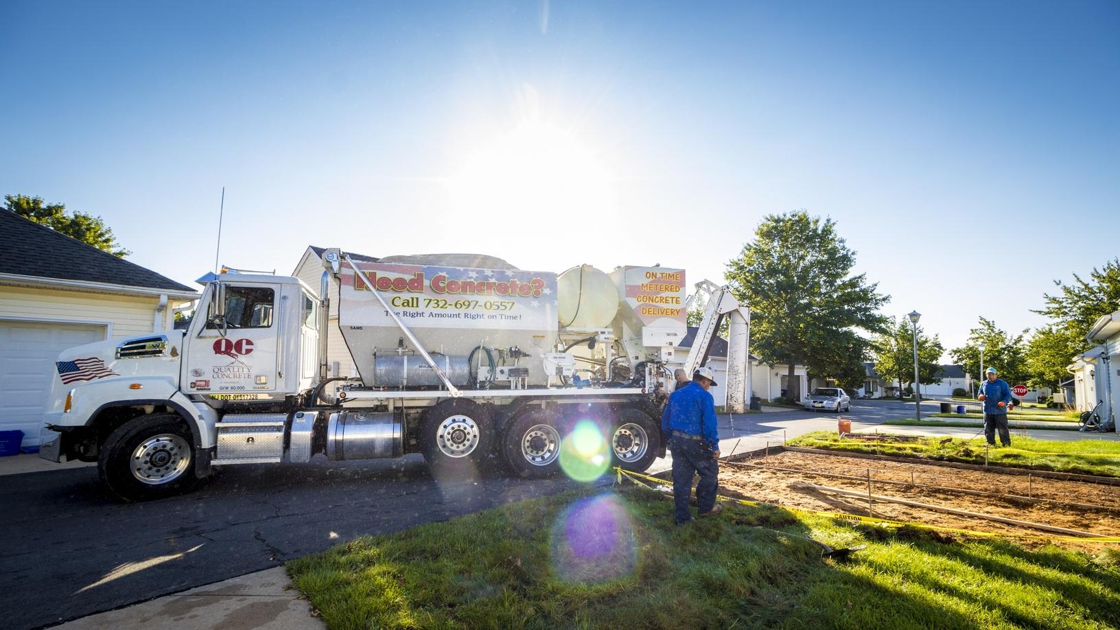 Mobile Concrete Delivery Making A Concrete Delivery In Monroe
