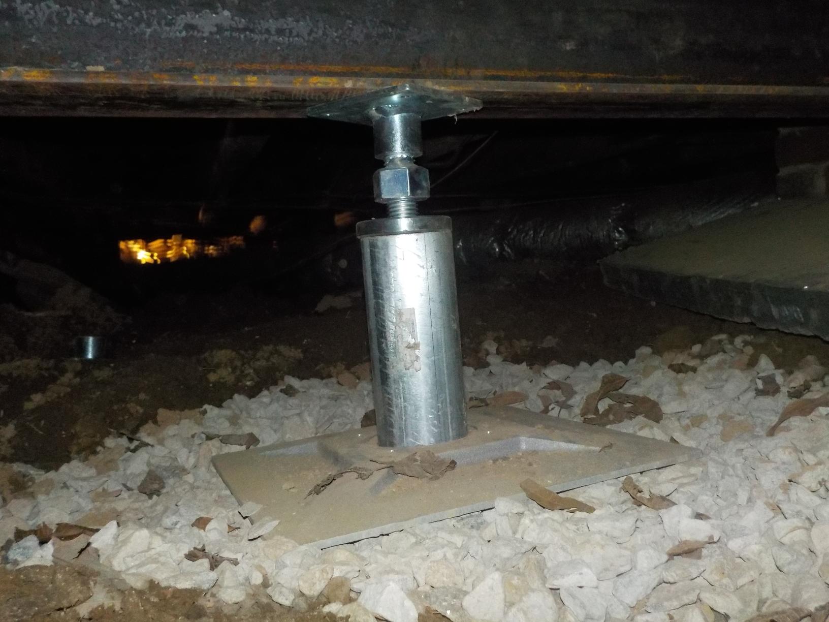 Commercial Foundations Humble home in Humbolt Crawl Space Jacks