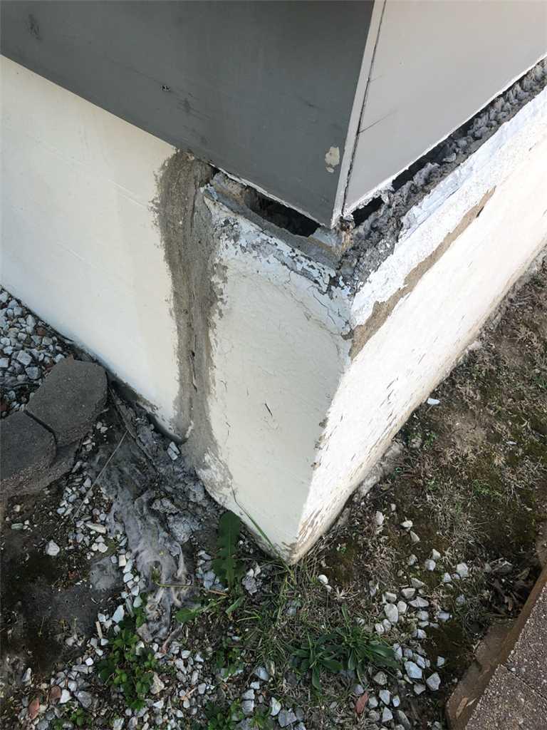 Foundation Repair Signs of Settling and Foundation Damage in St