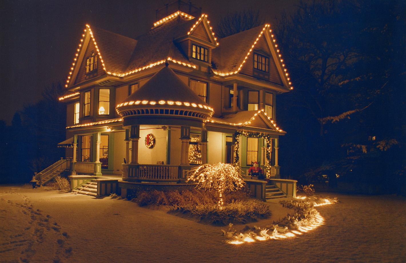 Residential Services  Residential Christmas Homes  Christmas Lights