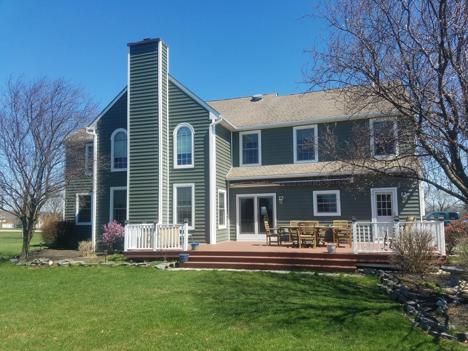 Deep Moss Prodigy Insulated Vinyl Siding Marvin Infinity Double Hung And Half Moon Fiberglass Windows And Concrete Portico Installed In Honey Brook Pa Deep Moss Prodigy Insulated Vinyl Siding Installed In