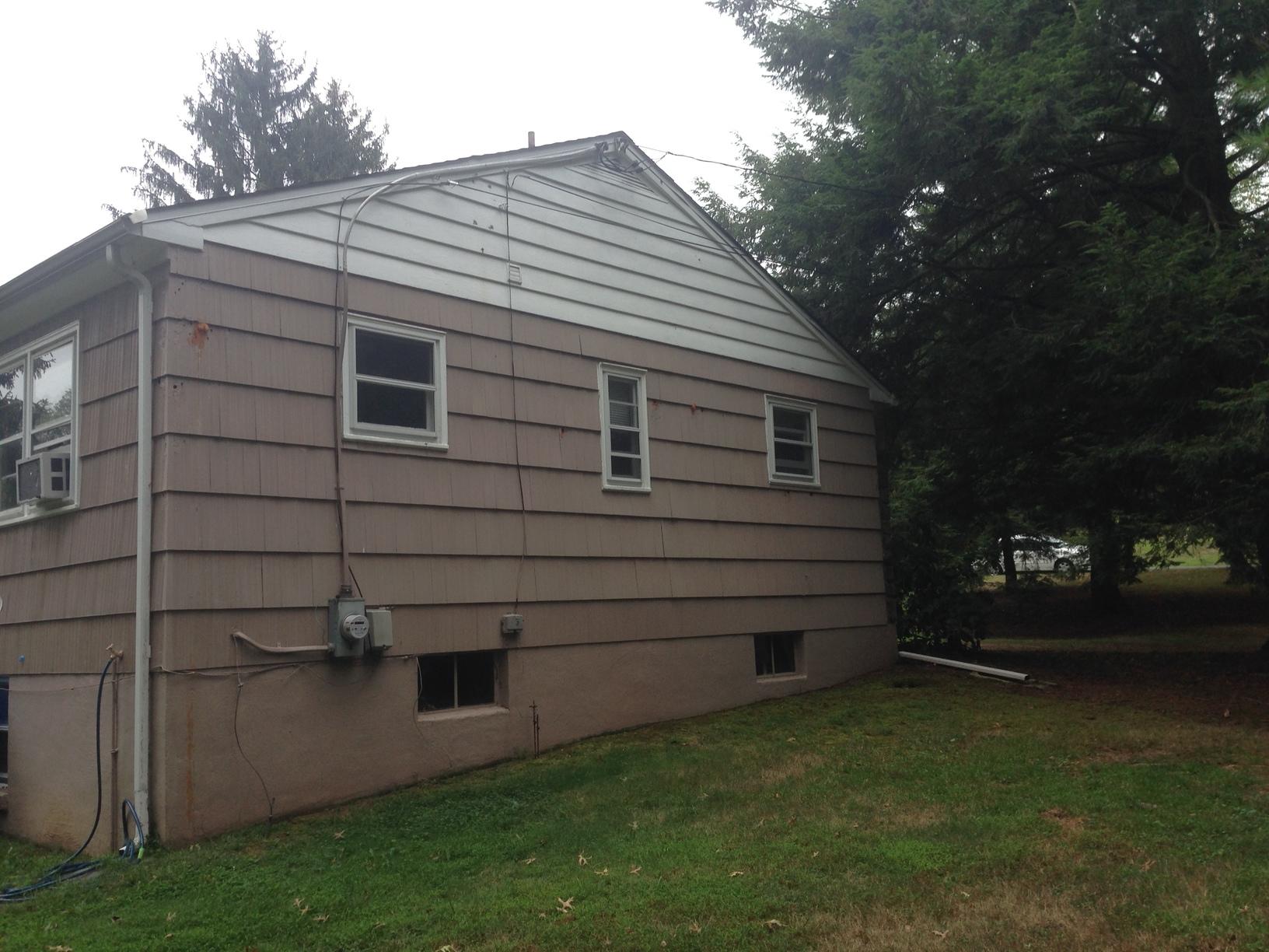 Replacing Damaged Cedar Shakes with White and Khaki Brown
