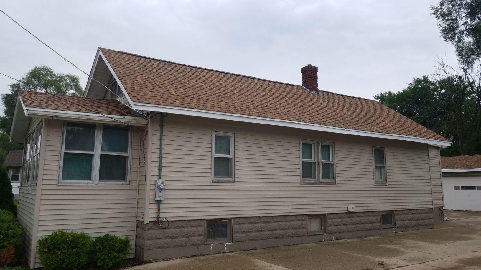 CertainTeed Landmark Resawn Shake Shingle Replacements Rockford, IL Home