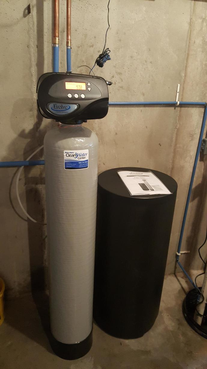 WaterRight's Clean Water Center Products EVR1054U Water Softener