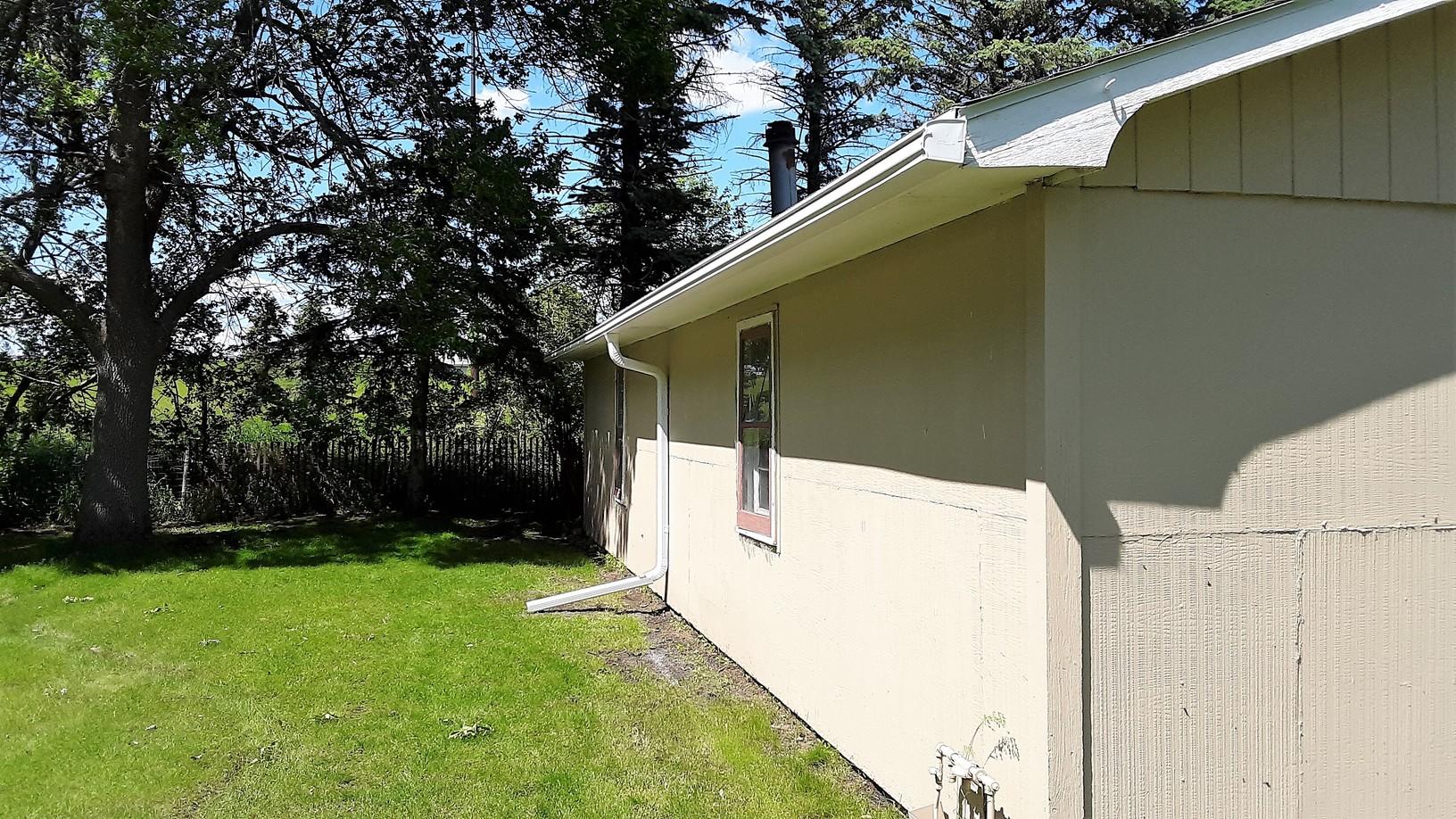 Leafguard Gutters Of St Cloud Seamless Gutters Rain Gutter Install