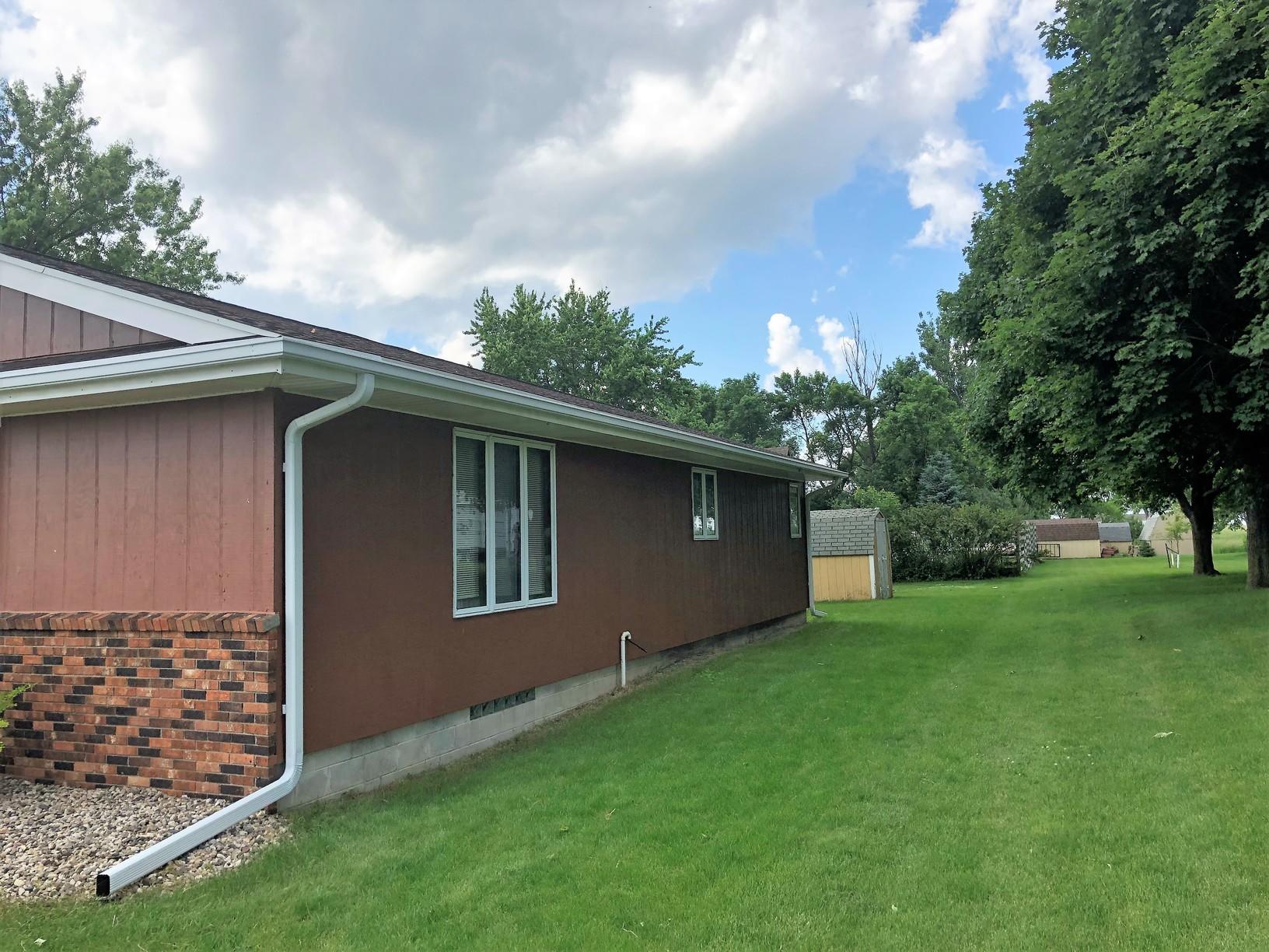 Leafguard Gutters Of South Dakota Gutter Installation Rain Gutter Install
