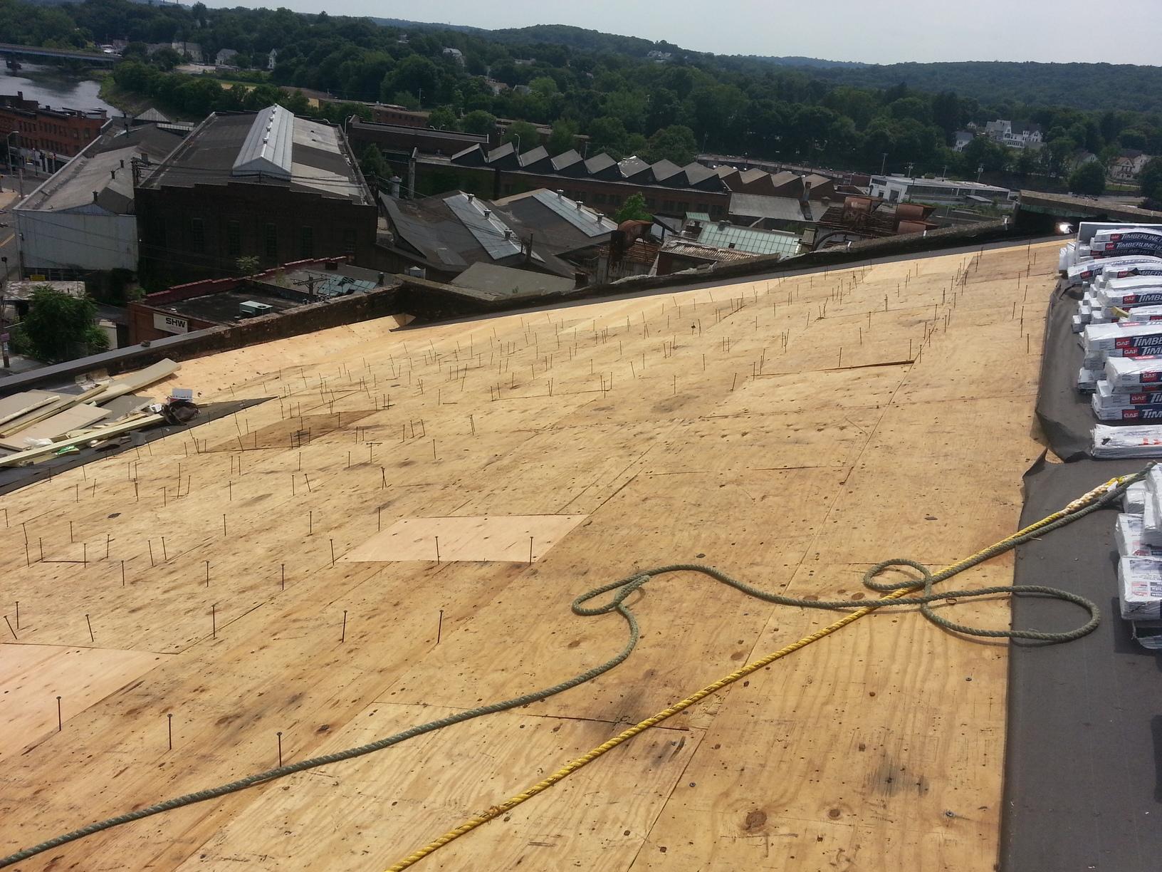 Roofing Services Ansonia Ct Armory Roofing Replacement Job New Plywood Was Put Down Across The Roof