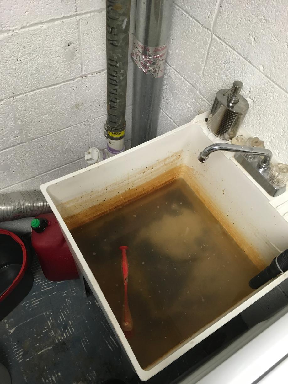 Pipe Works Services, Inc. Plumbing Services Clogged Laundry Tub in
