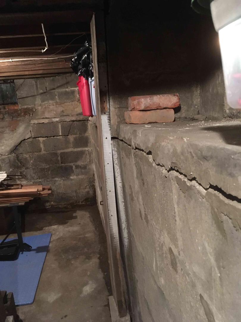 Wet and Humid Basement in Frankfort, IN Basement Wall Cracks