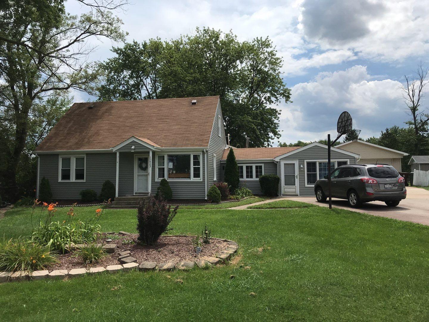 Siding project in Mokena, IL Variform Camden Point