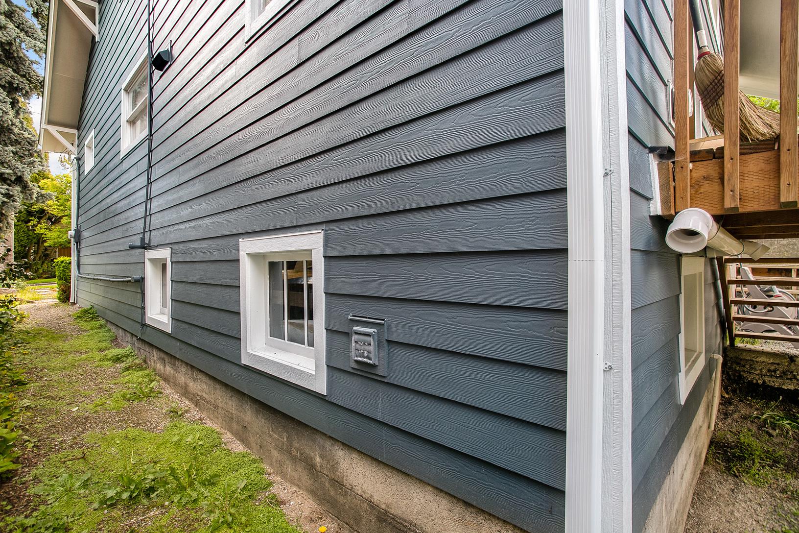Siding Traditional Craftsman in Beautiful Ravenna Insulation