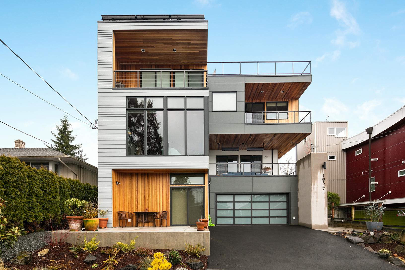 Pacific Exteriors LLC Photo Album Modern Mixed Material