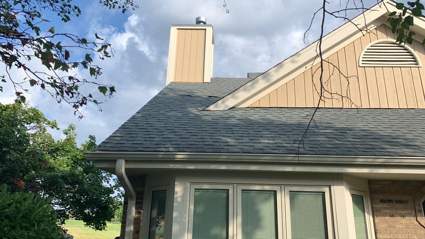 Stan's Roofing & Siding Repair flapping shingles in Orland Park, IL