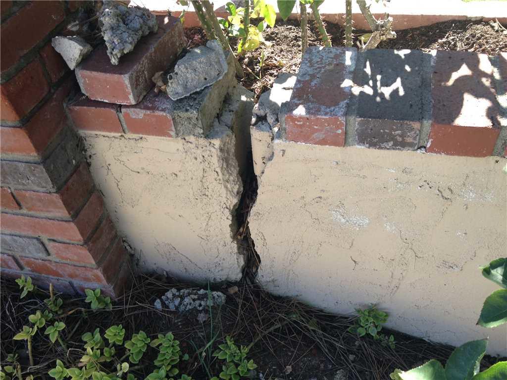Foundation Repair The Problem Oceanside, California Planter cracks