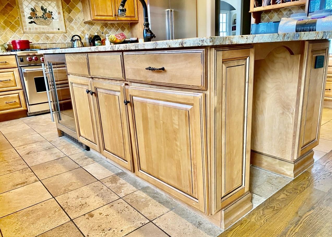 MDF Painting & Power Washing Photo Album - Modernized Look: Kitchen