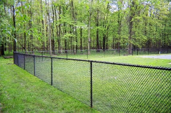 Residential Fencing - Chain Link Fences Intalled Across Virginia