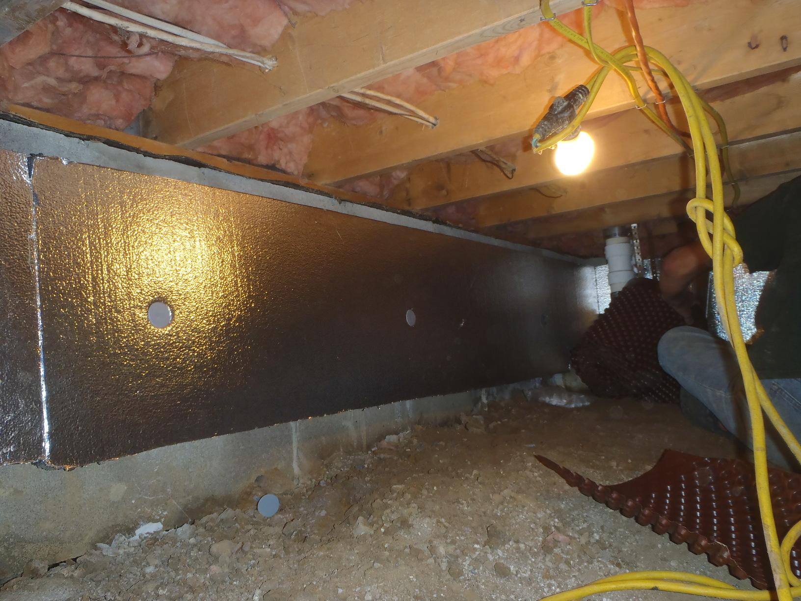 Home Insulation Services Encapsulating a Vented Crawl Space in