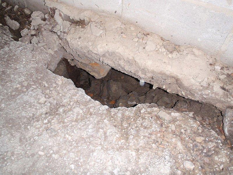 DryZone, LLC Photo Album Erosion and foundation cracks in older home