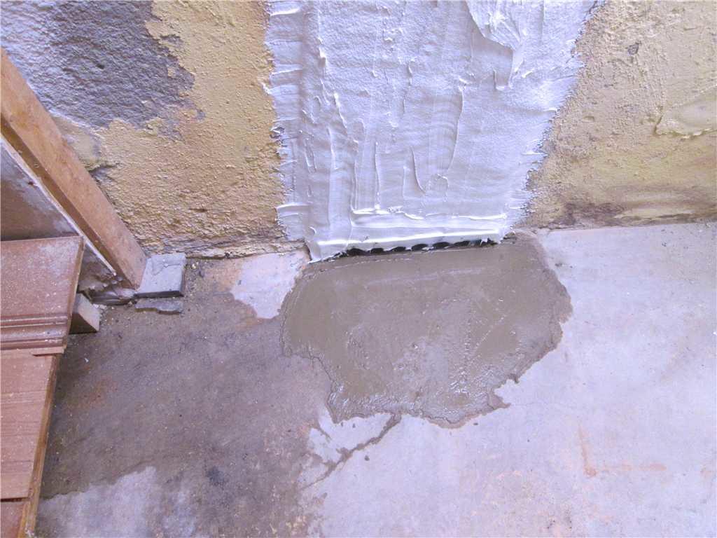 72400-leaking-basement-foundation-crack-fully-sealed-in-dollard-des-ormeaux.jpg?v=1453128255