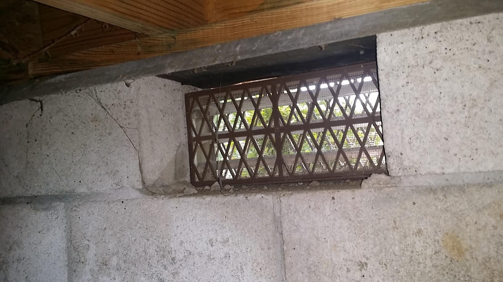 Crawl Space Repair Waterproofing in Madison, TN! Open vents