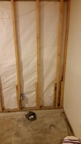 CleanSpace Wall Avoids Obstacles