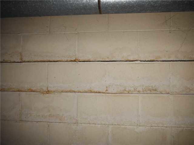 Bowing Caused Horizontal Wall Cracks