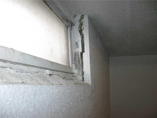 Wall Crack Around Window