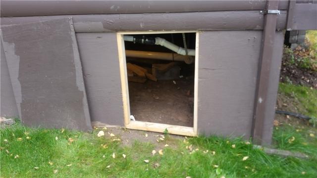 Exterior access to the crawl space