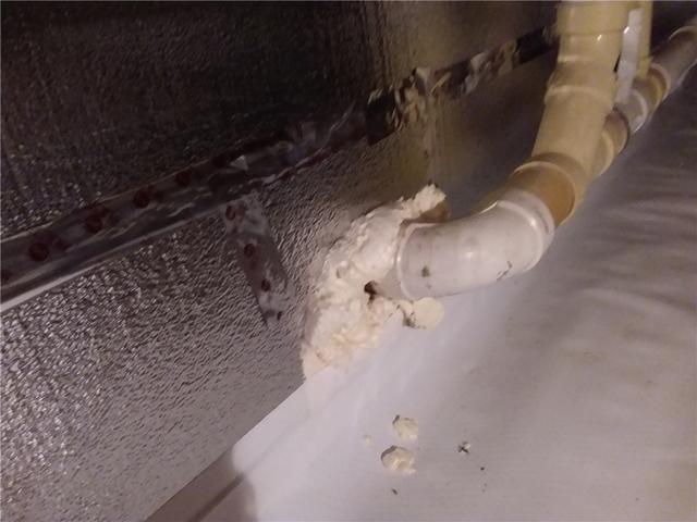 Insulating Pipe Protrusions