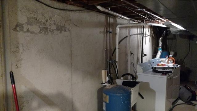 Wall Bowing Dangerous for Home Fixtures