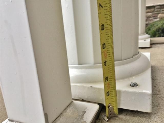 The sinking porch created a gap at the bottom of where the porch columns met the concrete.