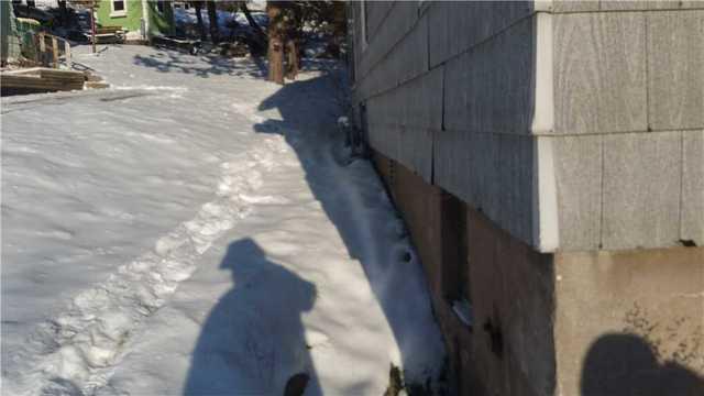 Not All Walls Were Cracked Severely