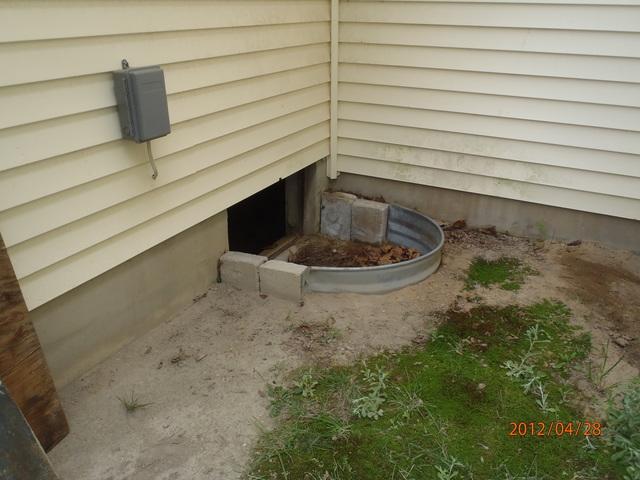 A Perfect Spot for a Turtl Crawlspace Entry