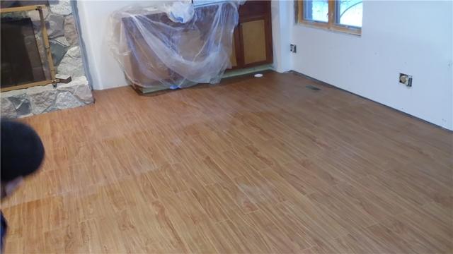 ThermalDry Plank Flooring Gives the Look of Hardwood