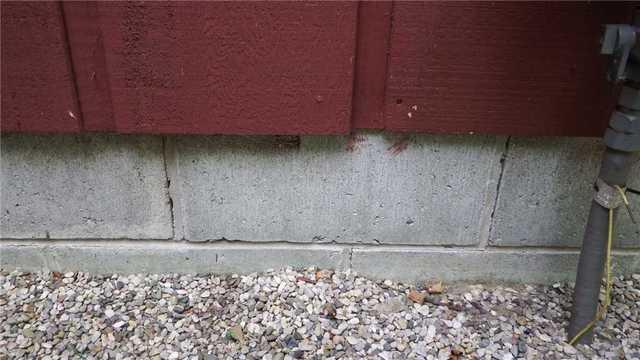 Cracks in Exterior of Foundation