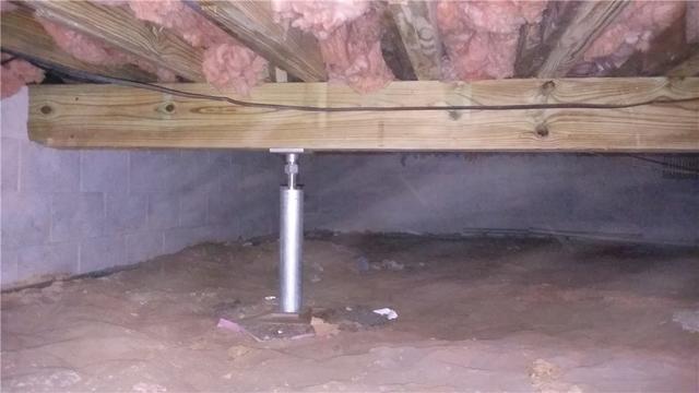 SmartJack Provides Stability in Crawl Space