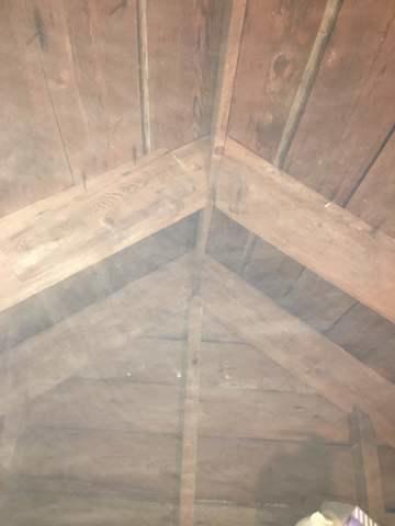 Roof Deck in Attic Pre-Insulation