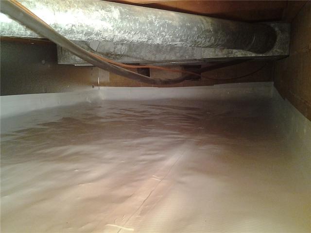 This CrawlSpace is now dry and insulated with our best products!