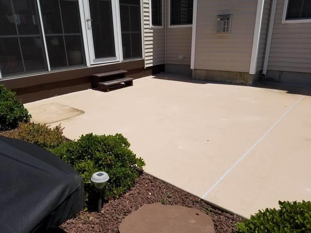 Polylevel lifts slab in Felton, DE