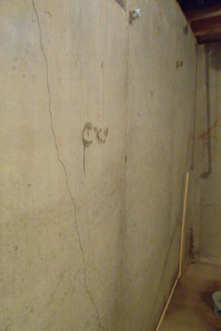 Foundation Cracks in Oshkosh, WI