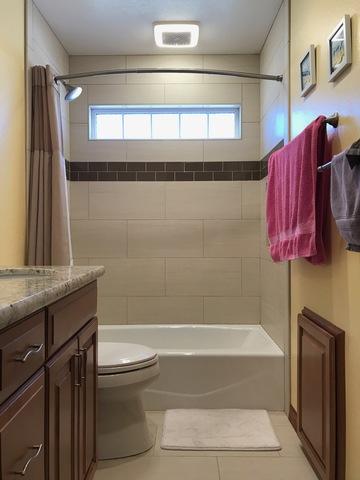 Here is a full view of the bathroom