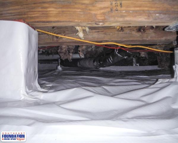 Keeping Mold and Mildew Out of the Crawl Space