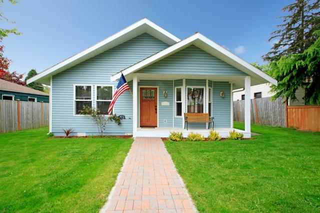 Finished home shot of a siding and window replacement project we completed in Southbury, CT.