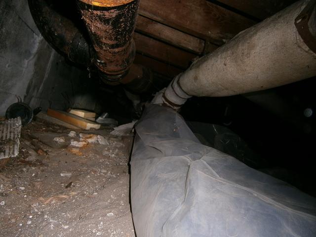 Dirty Crawlspace in Lakeville, CT