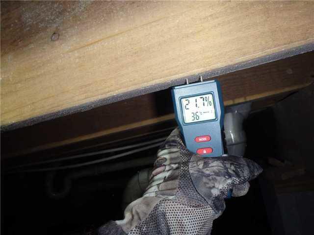 Checking Wood Moisture