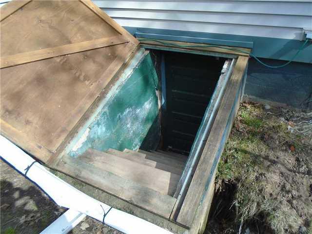 Cellar Opening