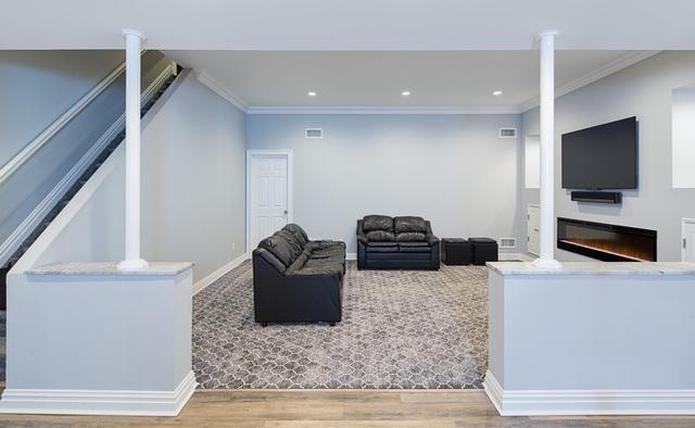 Play Room Column Spacing