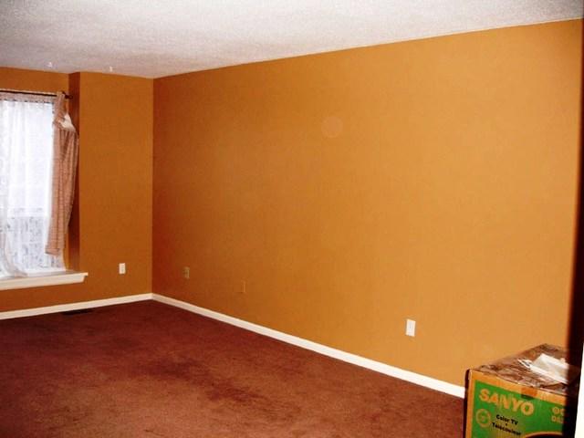 Living room with golden color