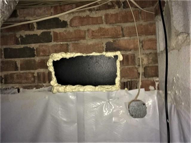 Sealed off Crawl Space Vent